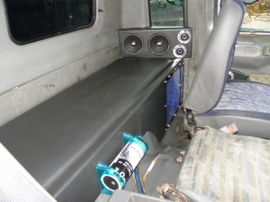 ฮีโน่2Kพร้อมใช้ ยางดี10เส้นเกียร์ZF(มีเครื่องเสียงด้วย)สนใจติดต่อ0847823249