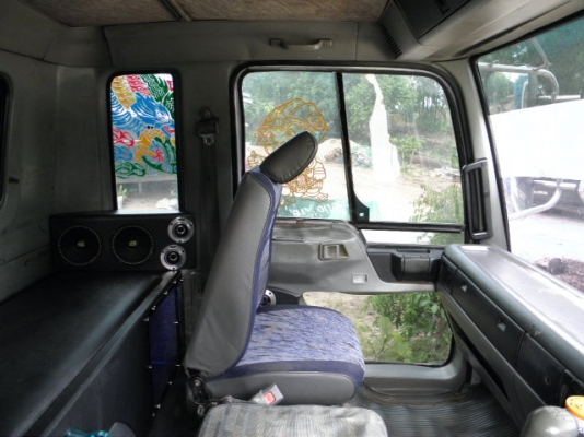 ฮีโน่2Kพร้อมใช้ ยางดี10เส้นเกียร์ZF(มีเครื่องเสียงด้วย)สนใจติดต่อ0847823249