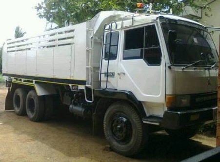 MITSUBISHI FUSO FN527 MA - 195 HP 6D16 สิบล้อดั๊มพ์ 2 เพลา กระบะดั๊มพ์มิเนียม 12 ตันสภาพสวย เครื่องแห้งแรงดีไม่มีเยิ้ม ภายในเก๋งคอนโซลเรือนไมล์สวยครบ พวงมาลัยเพาเวอร์ ระบบเบรคทริ๊ปฟี้ ช่วงล่างคัชซีไม่มีแตกไม่มีบวม ยางสภาพดี 70\% พร้อมบรรทุกพร้อมใช้งานได้เล