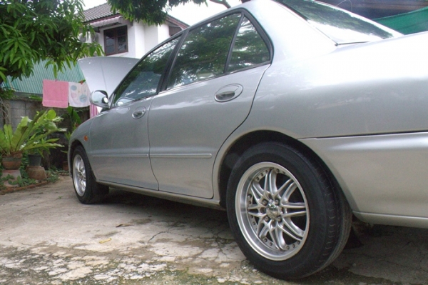 รถเก๋ง MITSUBISHI LANCER 1.6 GLX ปี 1993 (36)