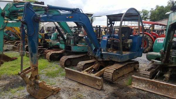 รถขุดเก่าไทย IHI เทียบเท่า pc30-5 ปั็มนิว แรงได้ใจ ขายตามสภาพนะครับ มี VDO