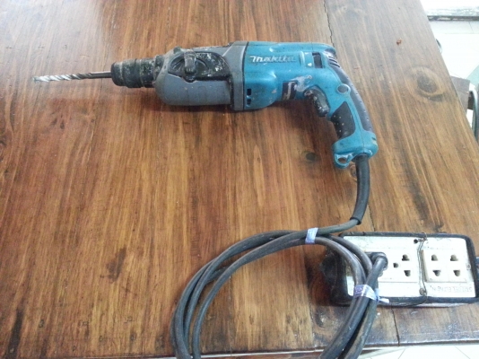 ขายสว่านโรตารี3ระบบยี่ห้อmakitaรุ่นHR2470F(มีไฟส่องLED)พร้อมใช้งาน