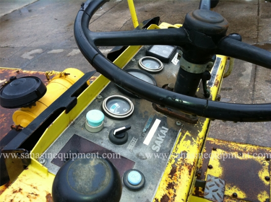 รถบด TW25 S/N 10XXX รถนอก นำเข้า บจก.สหสินอีควิปเม้นท์ โทร.081-5851880, 02-5168100-1 รถบด TW25 S/N 10XXX รถนอก นำเข้า บจก.สหสินอีควิปเม้นท์ โทร.081-5851880, 02-5168100-1