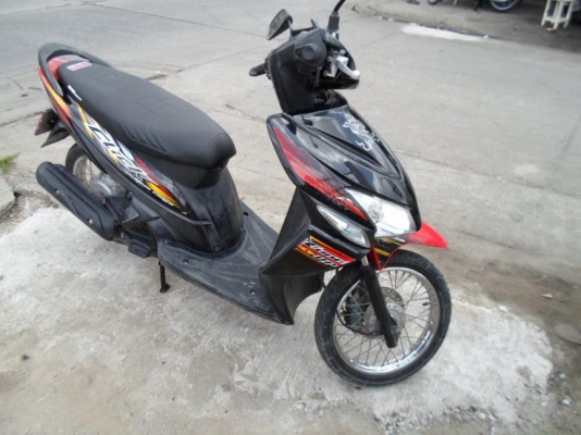 ขายรถHONDA CLICK สีดำ-แดง มี2คัน เครื่องดี มีเล่มครบ ขายคันละ10,500บาท