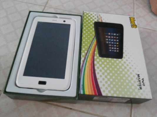 ขายถูกๆรับประกัน1ปีโทใด้(ไม่ใช่ของจีน)ของใหม่(ซื้อมา3600)(ไม่ใช่ของจีน)2200