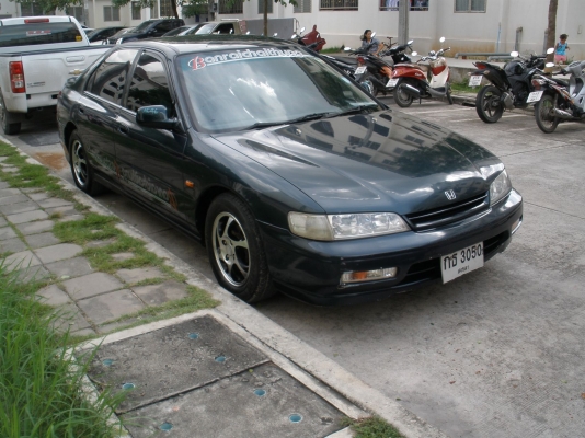 +รถหรู ทรงสวยHONDA ACCORDเครื่องเดิมเกียร์A/Tภายในสวยสีพอใช้ก.+พับข้างไฟฟ้าภาษีก.ค57เล่มพร้อมโอน