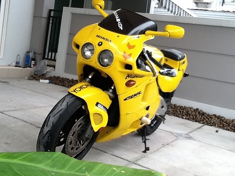 cbr 400 nc 23 ทะเบียนแท้พร้อมโอนเก็บเดิมๆ 69000 บาท