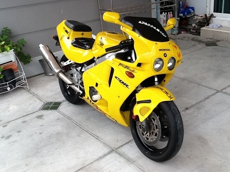 cbr 400 nc 23 ทะเบียนแท้พร้อมโอนเก็บเดิมๆ 69000 บาท