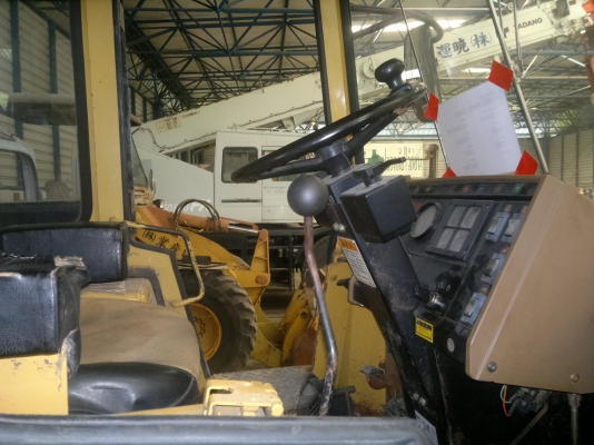 ขายรถตักล้อยาง CATERPILLAR 910F ปี95 เครื่องดีใช้งานได้เลย ถึงไทยแล้วครับ โทรมานะ 085-9049669 ขายรถตักล้อยาง CATERPILLAR 910F ปี95 เครื่องดีใช้งานได้เลย ถึงไทยแล้วครับ โทรมานะ 085-9049669