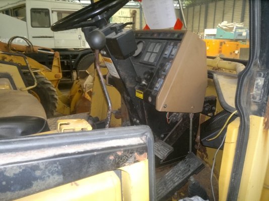 ขายรถตักล้อยาง CATERPILLAR 910F ปี95 เครื่องดีใช้งานได้เลย ถึงไทยแล้วครับ โทรมานะ 085-9049669 ขายรถตักล้อยาง CATERPILLAR 910F ปี95 เครื่องดีใช้งานได้เลย ถึงไทยแล้วครับ โทรมานะ 085-9049669