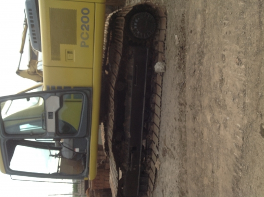 KOMATSU Pc 200 -6 พร้อมใช้งาน เจ๊อ๊อย 081-8021463
