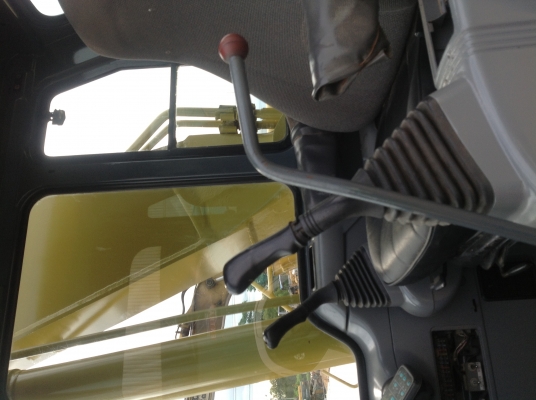 KOMATSU Pc 200 -6 พร้อมใช้งาน เจ๊อ๊อย 081-8021463