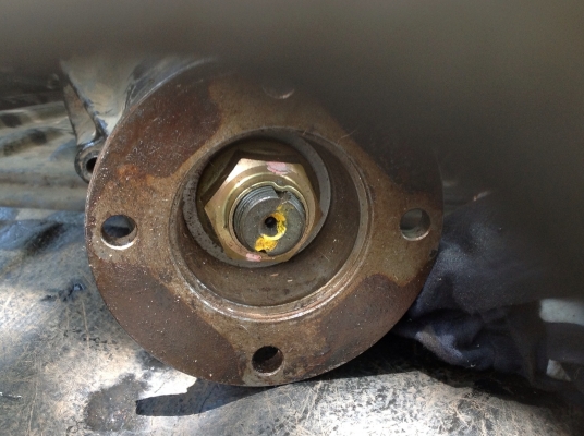 ขายเฟื่องท้ายดีแม็ก10-43