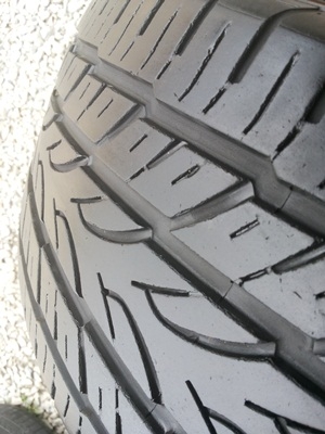 ขายยาง205/55/16 ปี 4509 YOKOHAMA ADRIVE  1  คู่