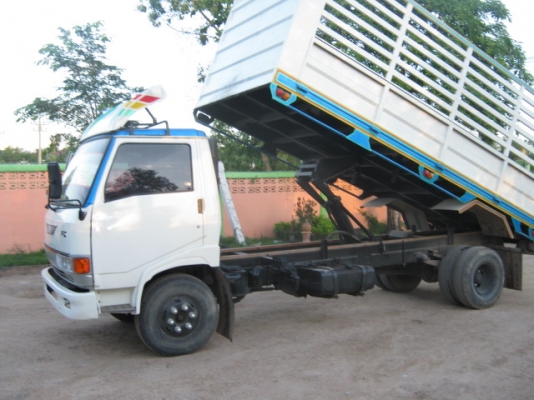 ขายกันถูกๆ Hino 0878515148 คุณฉลองชัย กำแพงเพชร