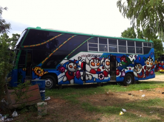 ขายด่วนรถบัส เครื่องมิตซู 6D22 ท้องเรือกล้วย