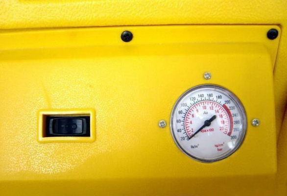 2 in 1 จั๊มสตาร์ท+ปั๊มลม***ตัวสุดท้าย หมดแล้วหมดเลย***