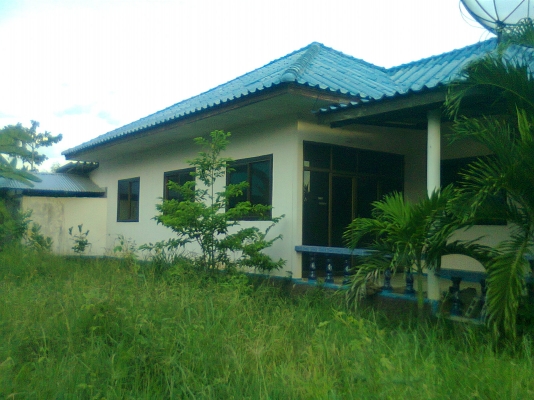 ฝนากขายบ้านพร้อมที่ดิ