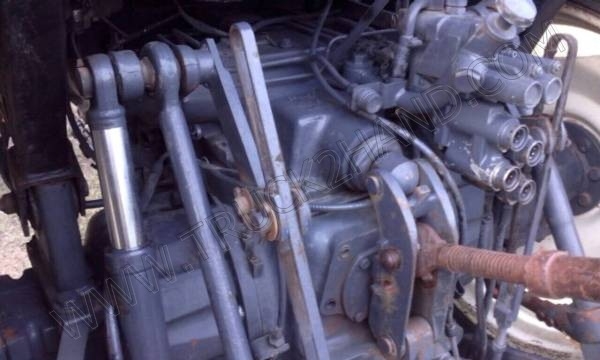 รถไถ ยี่ห้อ FORD NEWHOLLAND รุ่น 6640