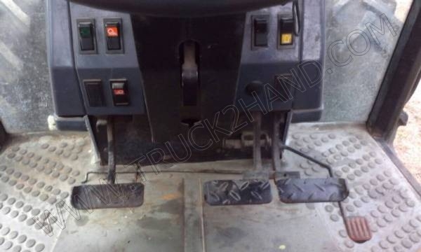 รถไถ ยี่ห้อ FORD NEWHOLLAND รุ่น 6640