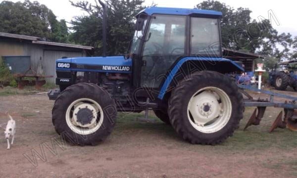 รถไถ ยี่ห้อ FORD NEWHOLLAND รุ่น 6640