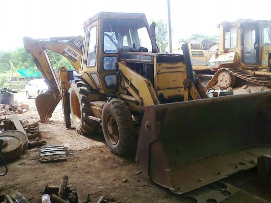 ขาย..รถ CAT 428B  4WD สีเดิม ๆ แรงขุดดี ทำงานไว ประหยัดน้ำมัน รถสวยพร้อมใช้งาน มีทะเบียน.