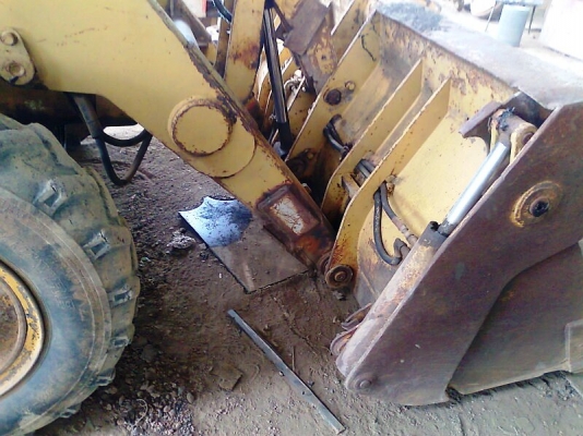 ขาย..รถ CAT 428B  4WD สีเดิม ๆ แรงขุดดี ทำงานไว ประหยัดน้ำมัน รถสวยพร้อมใช้งาน มีทะเบียน.