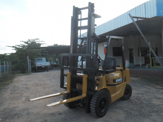 ขายด่วนรถยก MITSUBISHI  FD25-F18A เครื่องดีเซล S4S เกียร์AUTO เสาสูง 4 เมตร ยางตัน 4 เส้น ทำสีใหม่