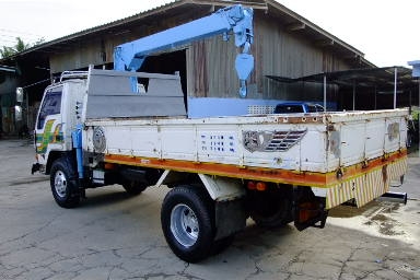 ขายหกล้อ ติดเครน สภาบดี เอกสานพร้อมโอน เครน ทาดาโน รุ่นใหม่ ท้อง V 2.5 ตัน 3 ปอก auto