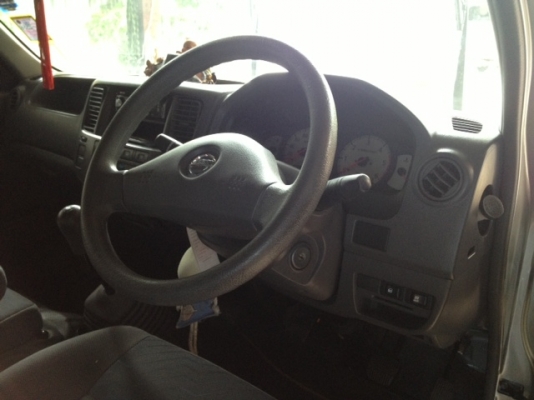 รถตู้ Nissan Urvan 2003 เครื่อง3.0