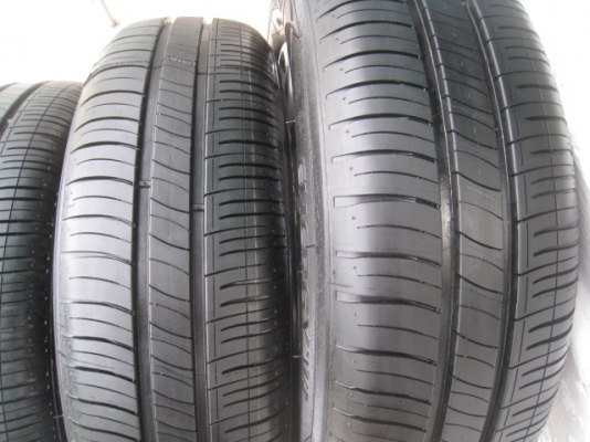 ขายล้อแม็ก Honda brio amaze 14"x5" et50 4รู100 +ยางปี0113  (081-3747940)