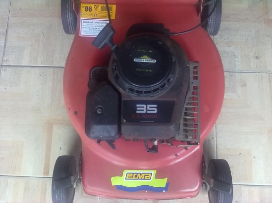 รถตัดหญ้า ยี่ห้อ BRIGGS&STRATION 3.5 แรง ของ USA รถตัดหญ้า ยี่ห้อ BRIGGS&STRATION 3.5 แรง ของ USA