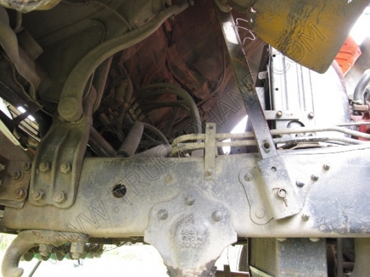 รถบรรทุก 10 ล้อ ยี่ห้อ HINO รุ่น FL176 กระบะไม้เป็นรถร่องหลังถนน