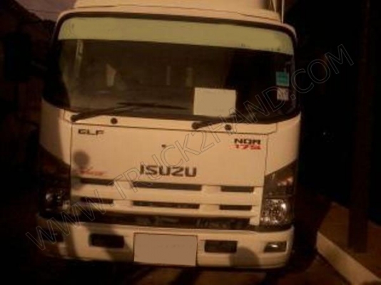 รถบรรทุกโดยสาย ยี่ห้อ ISUZU รุ่น NQR 175 แรงม้า