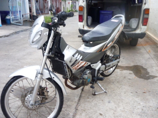 ฮอนด้า SONIC กุญแจใหญ่ เอกสารการโอนครบชุด.รถติดวิ่งใช้งานอยุ่ ราคาถูกๆ