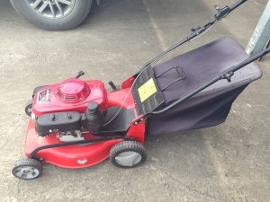 รถตัดหญ้า