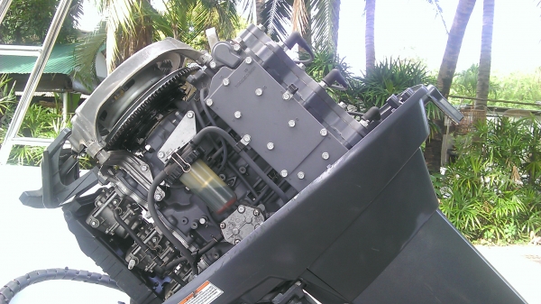 เรือไฟเบอร 15 ฟุต เครื่อง Yamaha 60 แรง 2 จังหวะ