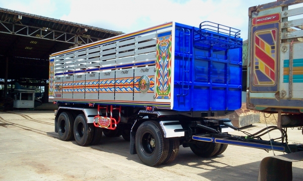 พ่วง3เพลาใหม่ สูง 1.80 เมตร ราคาพิเศษสุด 700,000 บาท