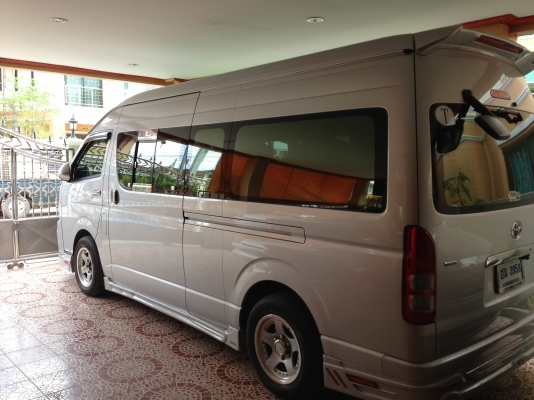 ขายรถตู้