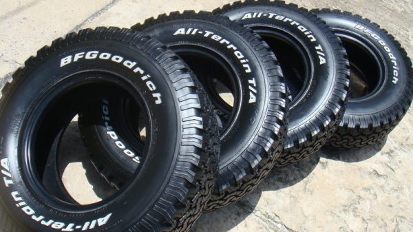 ขายยาง BF Goodrich Allterrain 265 75 r16 ปี12 ใหม่กิ๊ก ขายยาง BF Goodrich Allterrain 265 75 r16 ปี12 ใหม่กิ๊ก