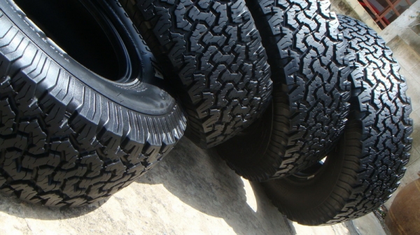 ขายยาง BF Goodrich Allterrain 265 75 r16 ปี12 ใหม่กิ๊ก ขายยาง BF Goodrich Allterrain 265 75 r16 ปี12 ใหม่กิ๊ก