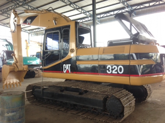 ขายรถแบคโฮ Cat 320 V 2 รถพร้อมใช้ ช่วงล่างเต็ม ไฟฟ้าครบ ราคาต่อรองได้