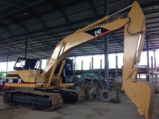 ขายรถแบคโฮ Cat 320 V 2 รถพร้อมใช้ ช่วงล่างเต็ม ไฟฟ้าครบ ราคาต่อรองได้