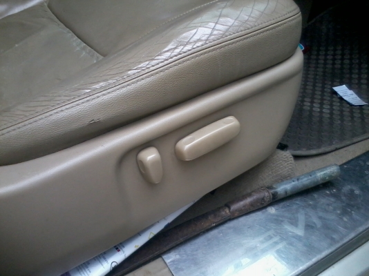 ขายรถบ้านวีโก้ 4WD ออโต้ 4 ประตู ขายครับ