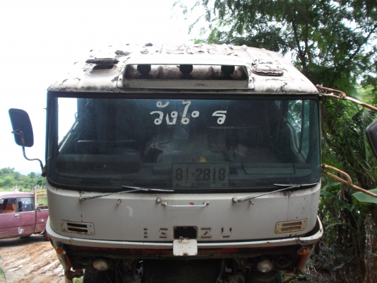 ขายด่วนรถสิบล้อโม้ปูนISUZUเครือง220แรงม้า5คิว2เพลา