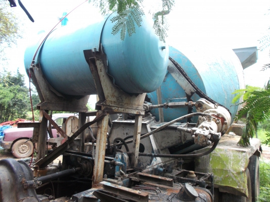 ขายด่วนรถสิบล้อโม้ปูนISUZUเครือง220แรงม้า5คิว2เพลา