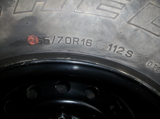 เพิ่มยาง BF Mud 4เส้น ขายกะทะเหล็ก 6รู 16X7 off -50 พร้อมยาง 265/70R16(3เส้น)255/70R16(2เส้น)