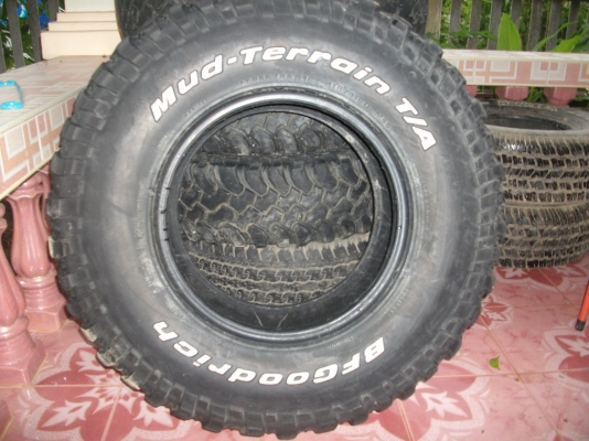 เพิ่มยาง BF Mud 4เส้น ขายกะทะเหล็ก 6รู 16X7 off -50 พร้อมยาง 265/70R16(3เส้น)255/70R16(2เส้น)