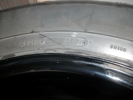 เพิ่มยาง BF Mud 4เส้น ขายกะทะเหล็ก 6รู 16X7 off -50 พร้อมยาง 265/70R16(3เส้น)255/70R16(2เส้น)