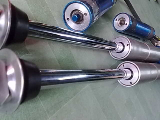 ขายโช็คซับแท็ง  AMD xtreme (ใส่รถกะบะ)